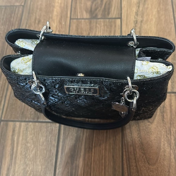 Brand New Guess black bag - Picture 3 of 5
